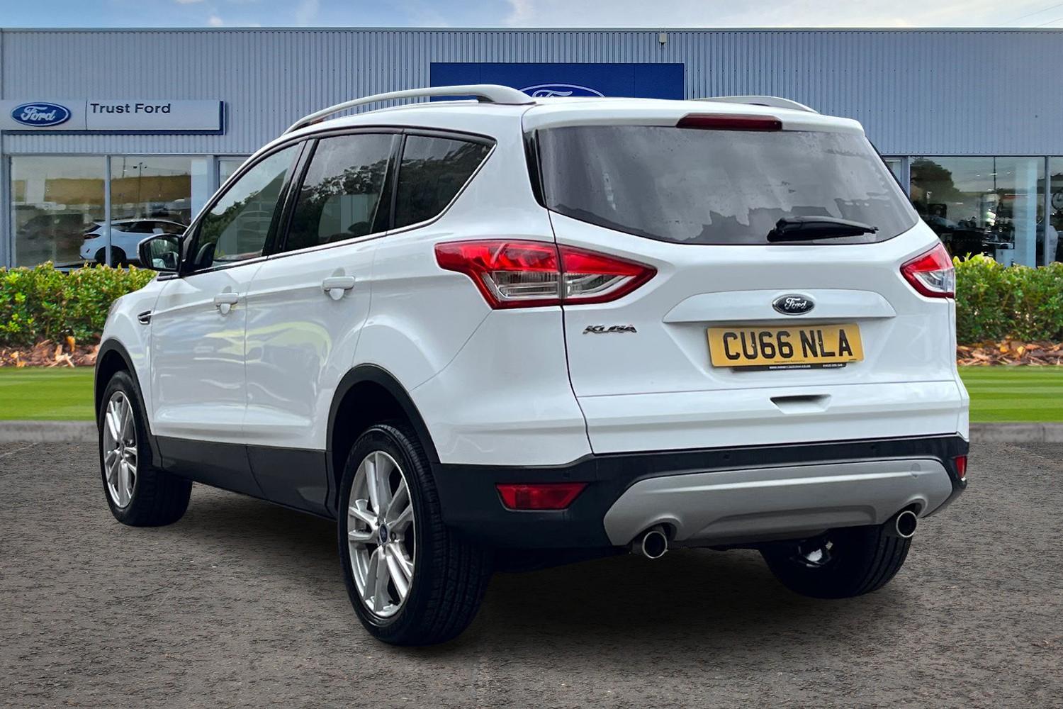 Ford Kuga Photo 1