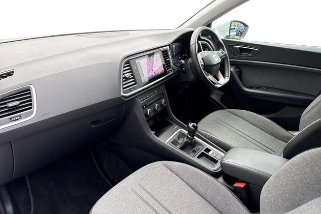 SEAT Ateca Photo 2