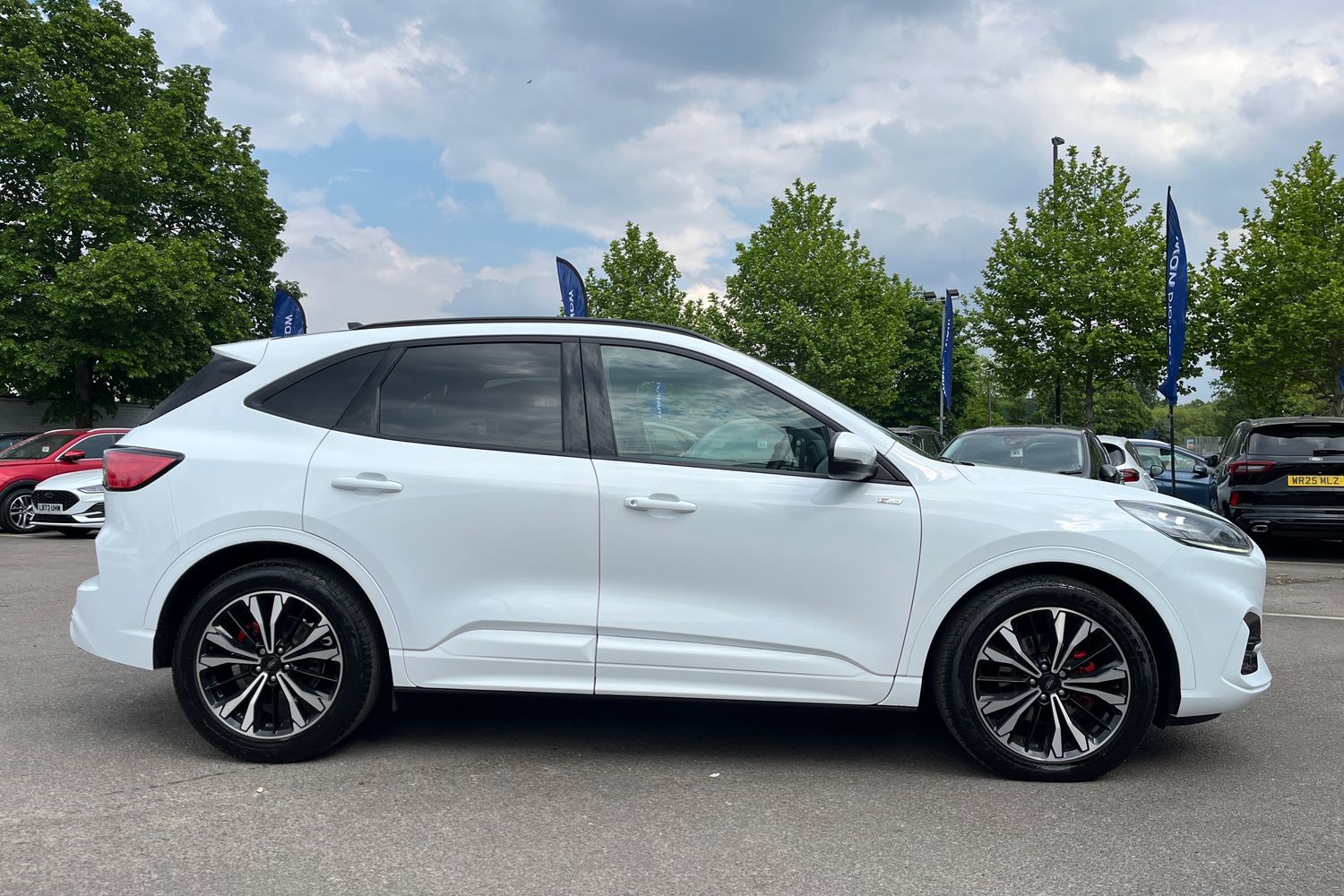 Ford KUGA Photo 35