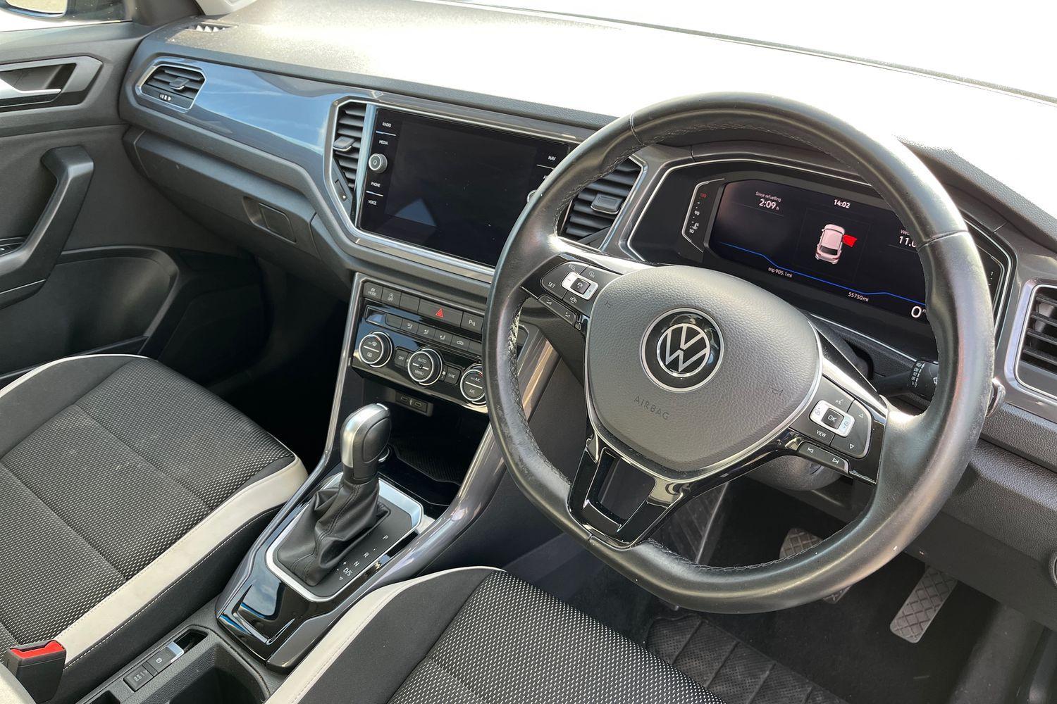 Volkswagen T-ROC Photo 10