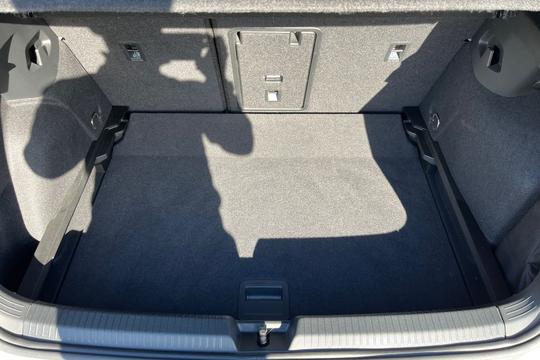 Volkswagen Golf Photo autoimg-2795eb6068b61c8b3f70be250396f092f80fde55.jpg