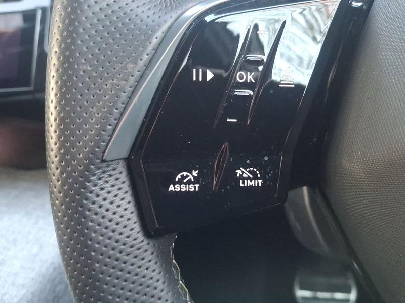 Used Peugeot 5008 AVI2708 22