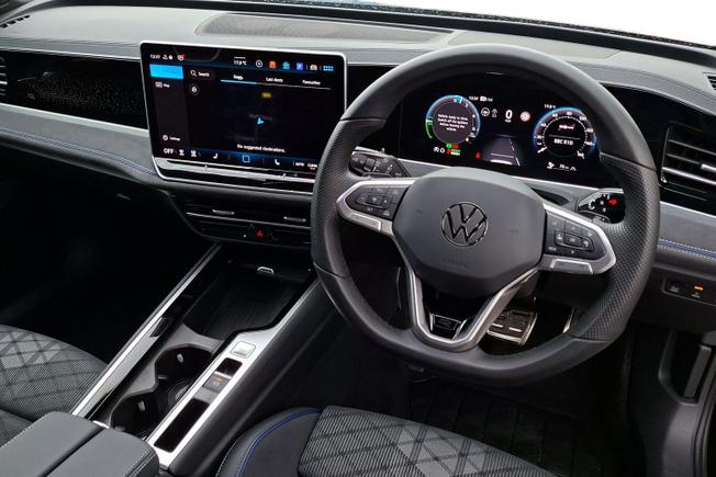 VOLKSWAGEN Passat Photo 11