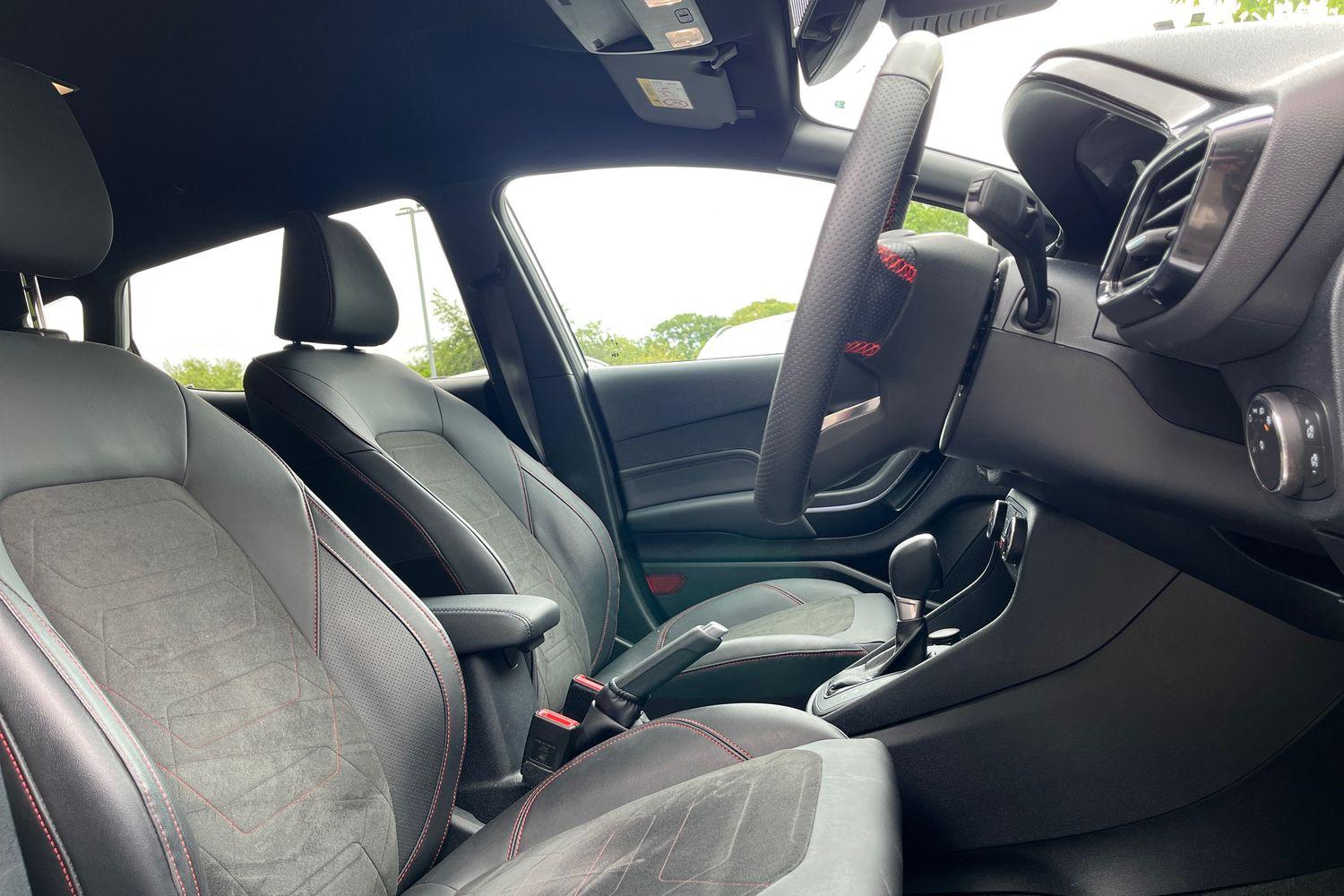 Ford Fiesta Photo 16