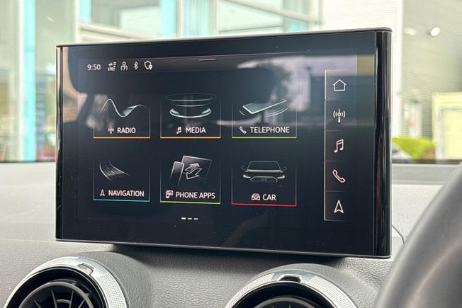 Audi Q2 Photo 13
