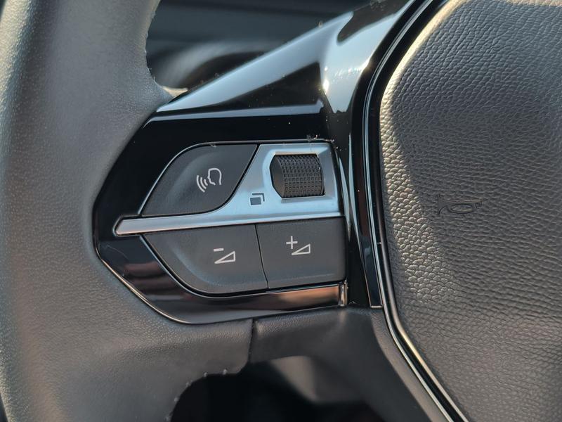 Used Peugeot 2008 LO24KHF 40