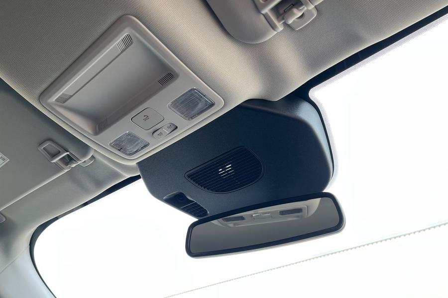 Ford Kuga Photo autoimg-27b2afe395fbdbacca9a2b84cb2e23b280995a1a.jpg