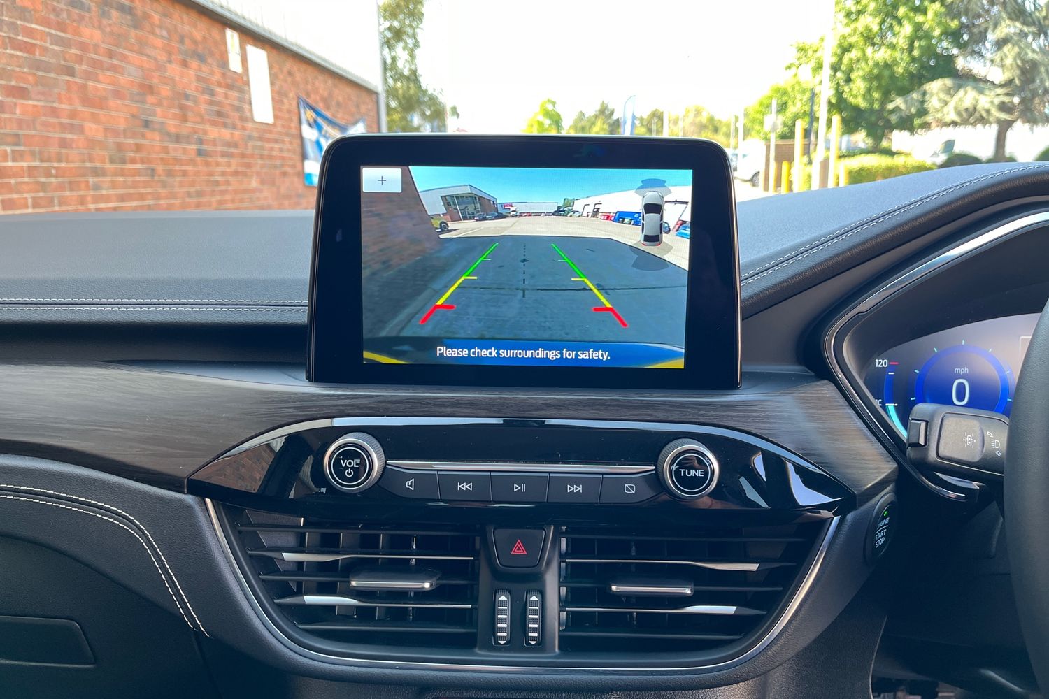 Ford Kuga Photo 36