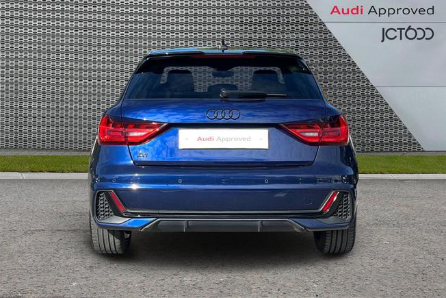 AUDI A1 Photo 7