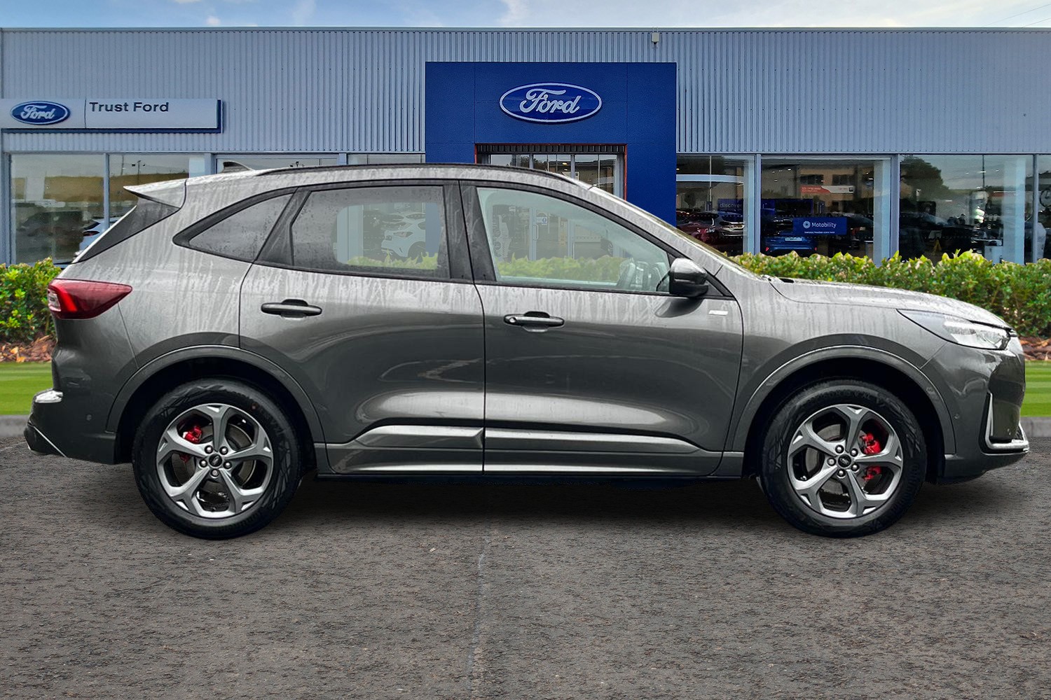 Ford KUGA Photo 2
