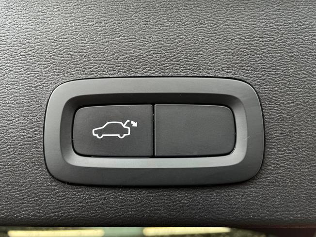 VOLVO Xc40 Photo 32