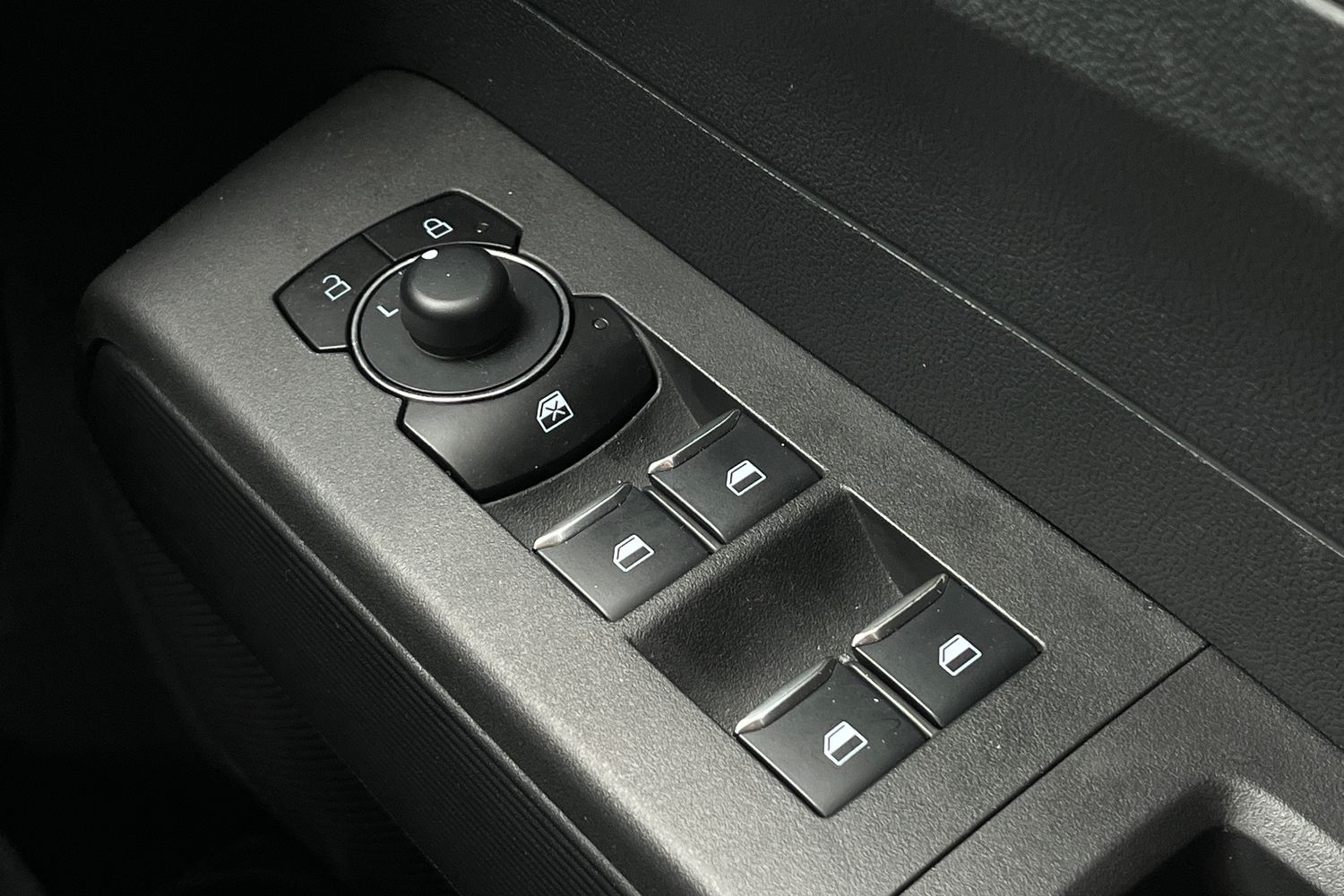 Ford Tourneo Courier Photo 15