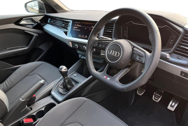 AUDI A1 Photo 6