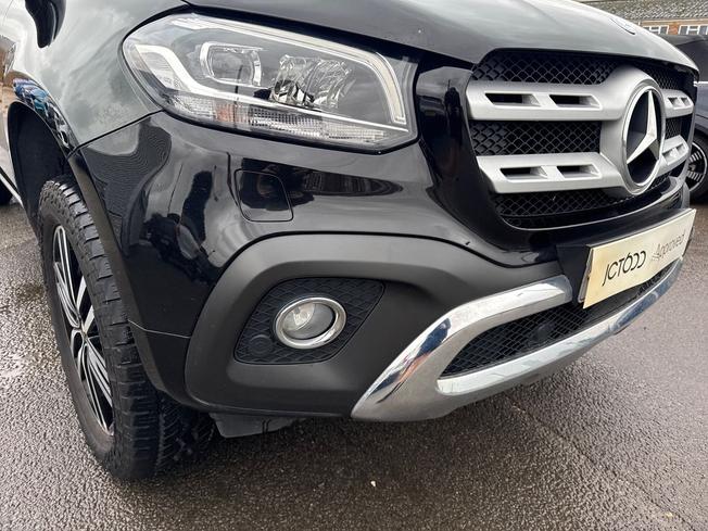 MERCEDES-BENZ X Class Photo 23