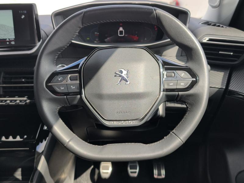 Used Peugeot 2008 RE72HTV 32