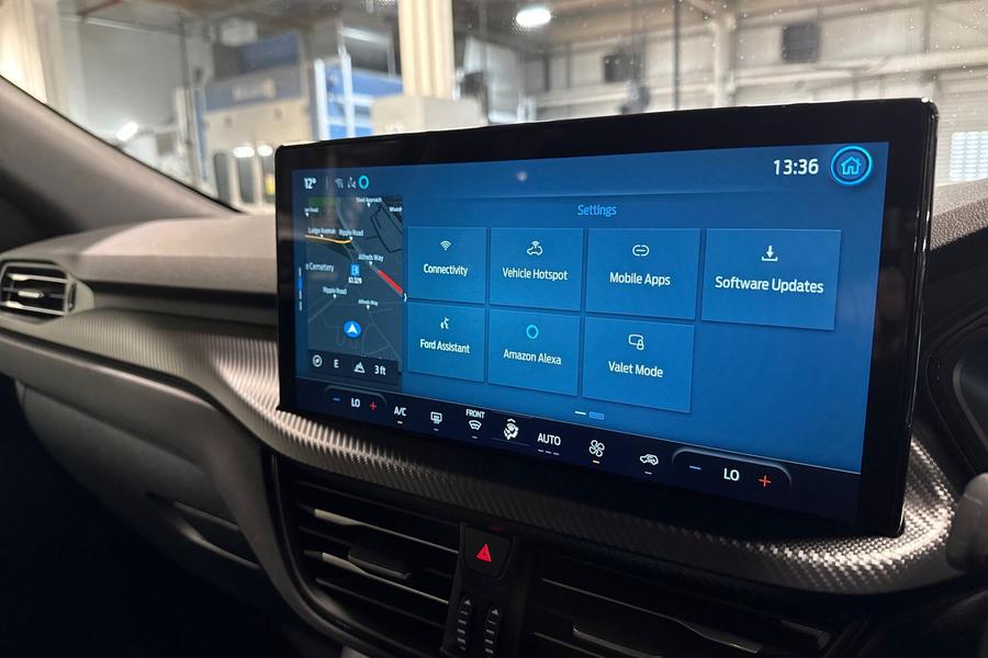 Ford Kuga Photo autoimg-27d90283f8077f5efdb0a9ced2d981876de77779.jpg