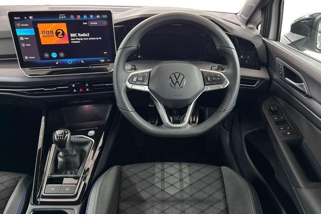 Volkswagen Golf Photo 11
