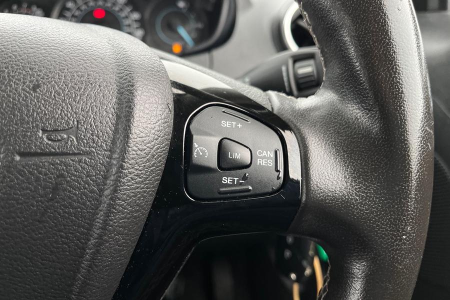 Ford KA+ Photo autoimg-27de7663920d3c1604f67d356a68b6892fdd8633.jpg
