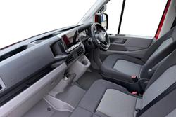 VOLKSWAGEN Crafter Photo 2