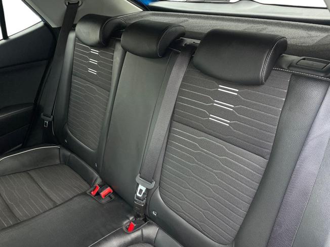 KIA Stonic Photo 9