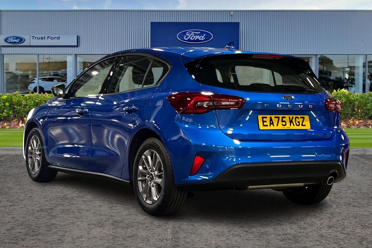 Ford Focus Photo 1