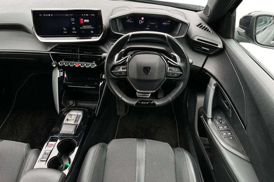 Peugeot 2008 Photo autoimg-27e999fa30f671291f61d7da698f4e4258943657.jpg