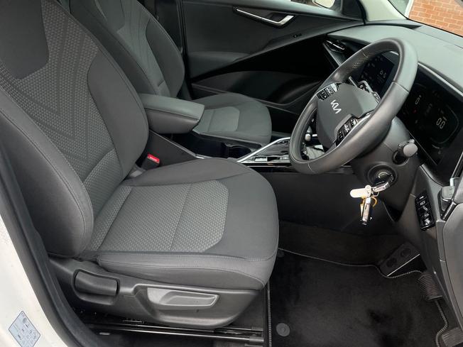 Kia Niro Photo 28