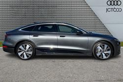 AUDI  A6 Sportback Photo 4