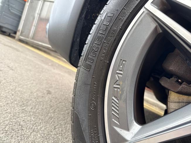 MERCEDES-BENZ Glb Photo 40