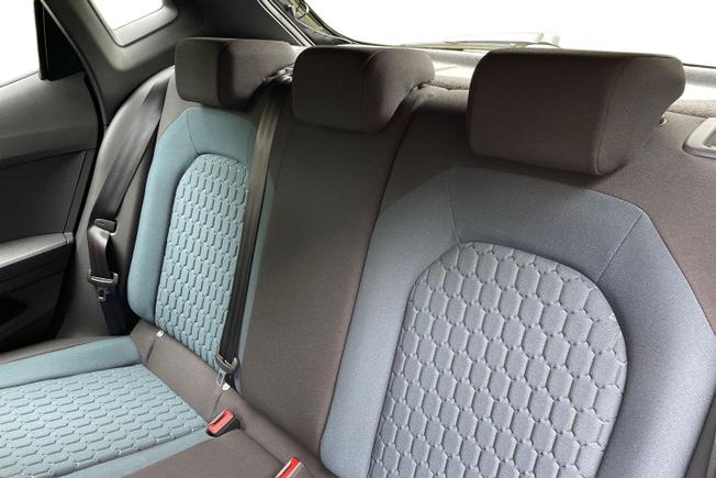 SEAT Ibiza Photo 9