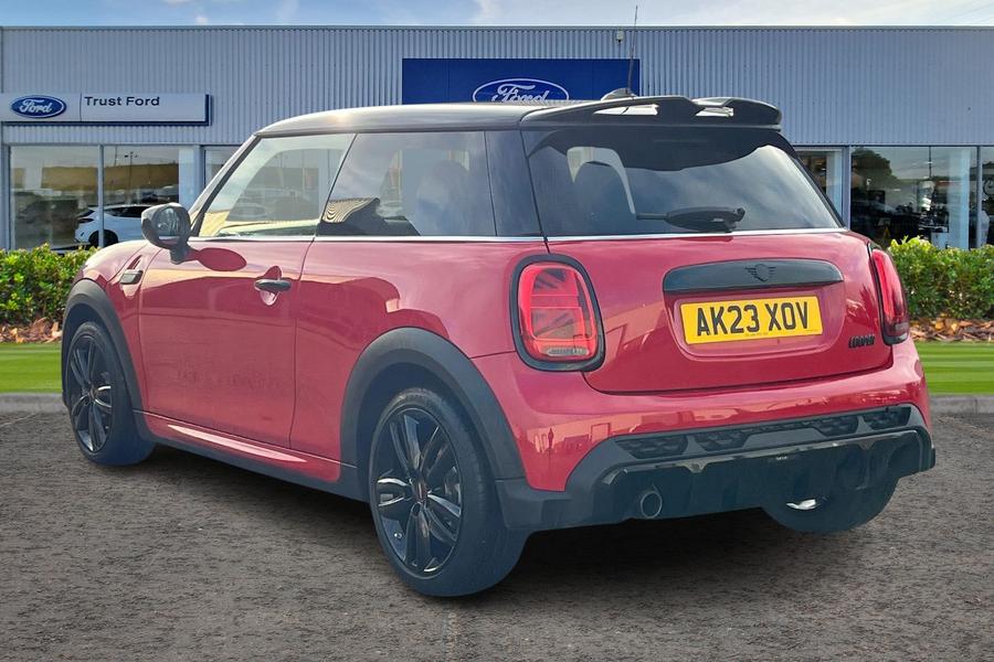 MINI Hatch Photo autoimg-27f622220eed447411c8db3a4305ccd8f172bc63.jpg