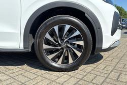 Volkswagen T-Roc Photo 5