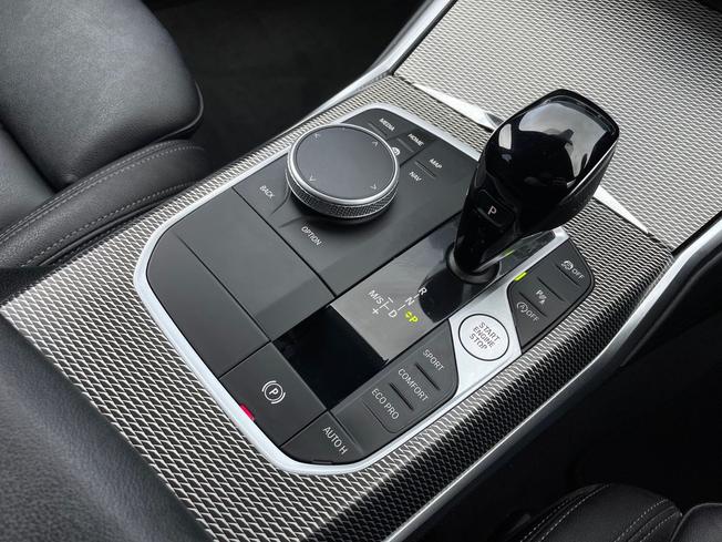 BMW 3 Series Photo 41