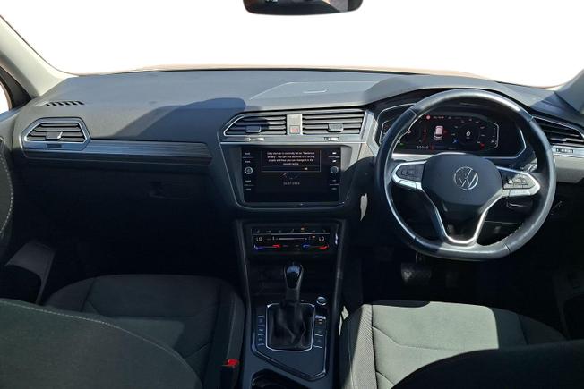VOLKSWAGEN Tiguan Allspace Photo 10