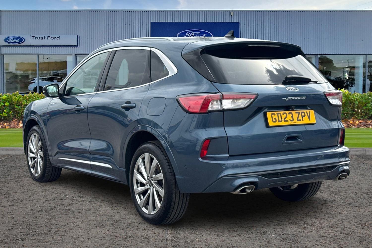 Ford KUGA Photo 1