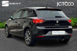 SEAT Ibiza Photo 3