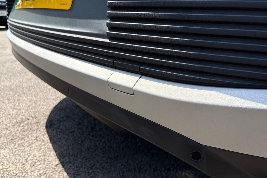 Ford Explorer Photo autoimg-2801ebf2dd49281f6bd9f47829d9a4af72e556a3.jpg