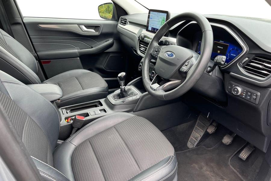 Ford Kuga Photo autoimg-2806add3ec3d8dacaf0956c192f7afecf979368a.jpg