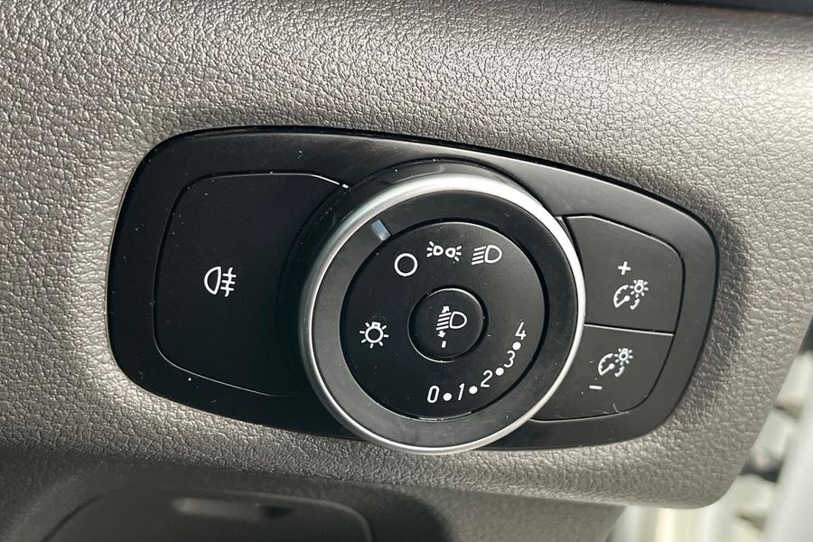 Ford Transit Custom Photo autoimg-2808db26030e10d45b596303068889893f65eca4.jpg