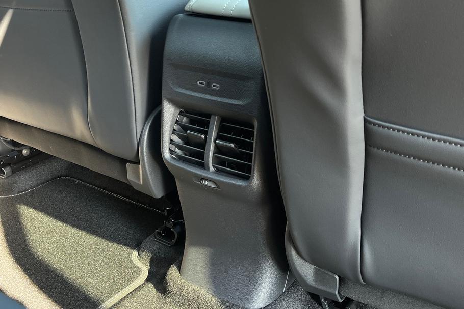 Used Ford EXPLORER 37