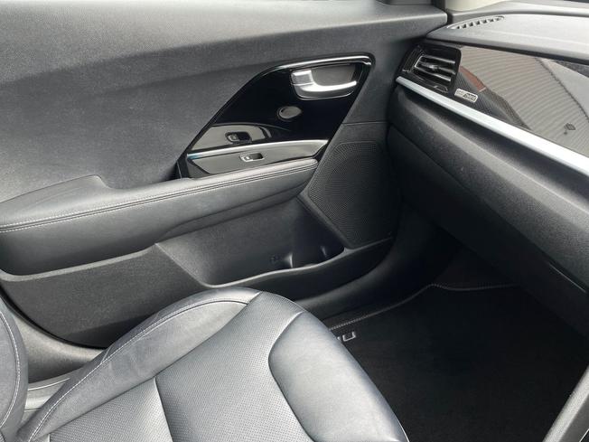 KIA Niro Photo 50
