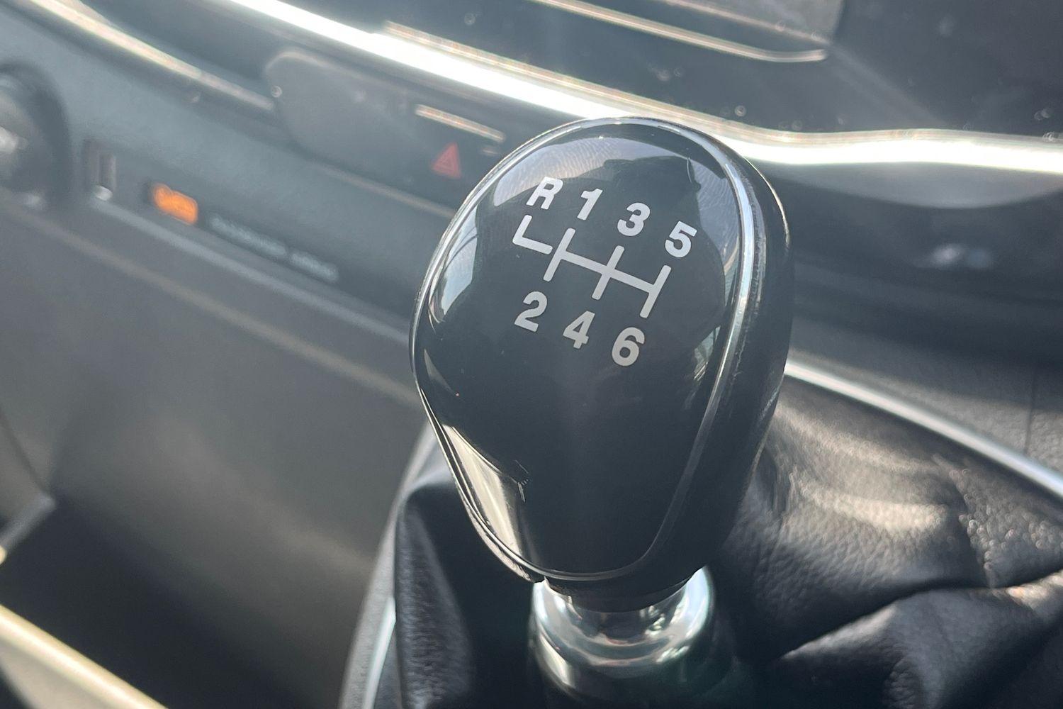 Ford TRANSIT Photo 13