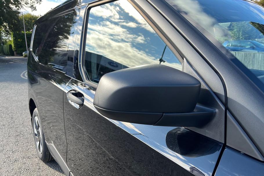 Used Ford E-TRANSIT COURIER 19