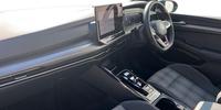Volkswagen Golf Photo 1