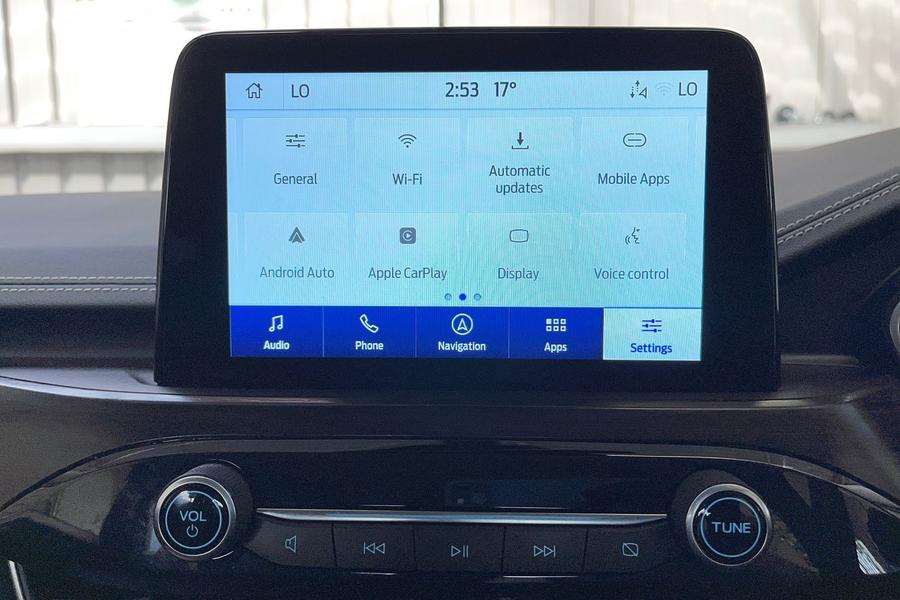 Ford Kuga Photo autoimg-28139b553cfa3ad56f1a4a67a5b0e664c62cf56b.jpg