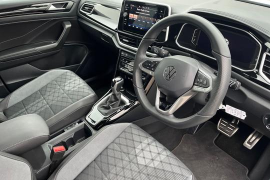 Volkswagen T-roc Photo autoimg-28179db1756f4557f8c38e7a2c915bb58bf2df8f.jpg