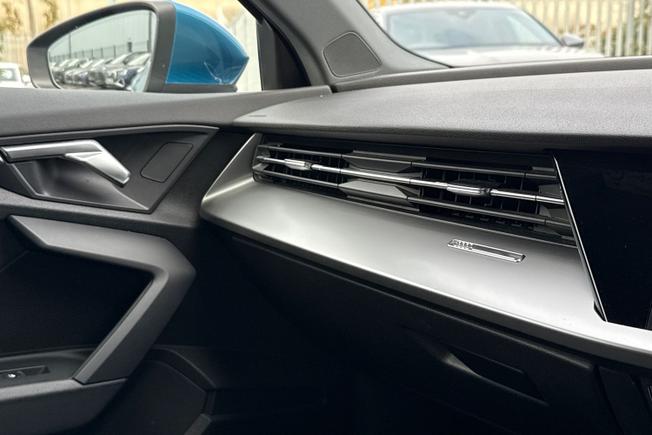 Audi A3 Photo 38
