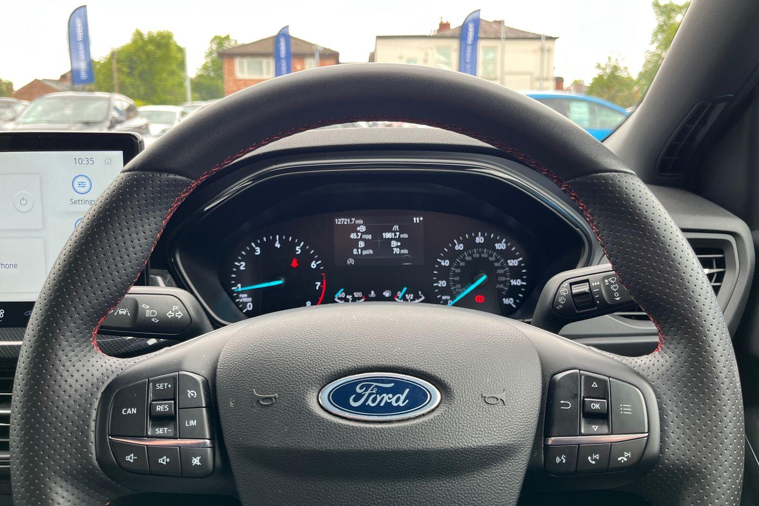 Ford FOCUS Photo 11