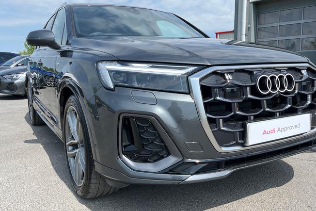 Audi Q7 Photo 19