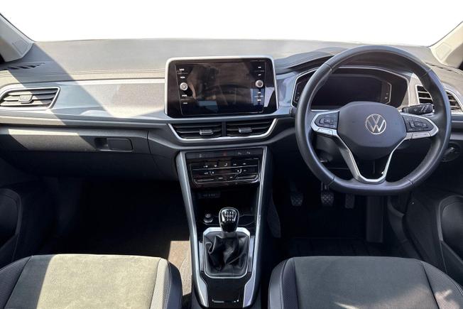 VOLKSWAGEN T-Roc Photo 10